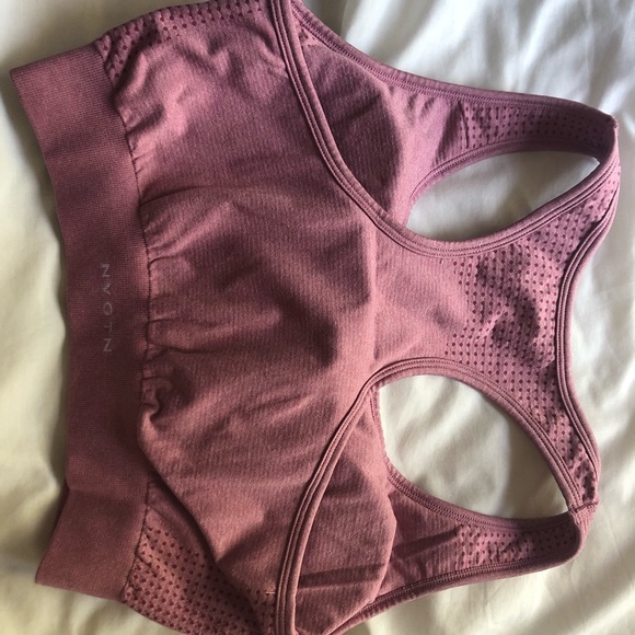NVGTN Pink Seamless Contour Sports Bra - Picture 2 of 2